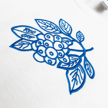 Load image into Gallery viewer, BLUEROOBERRY - White Embroided Fleece Crewneck