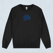 Load image into Gallery viewer, BLUEROOBERRY - Black Embroided Fleece Crewneck
